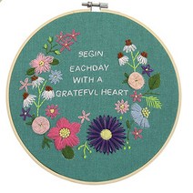 에이엘비 이지자수 DIY 초록리스 20cm, 1개, 혼합 색상