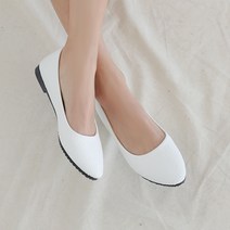 탑모델 아유나 플랫슈즈