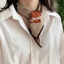로시끌레르 레터링 쁘띠 스카프