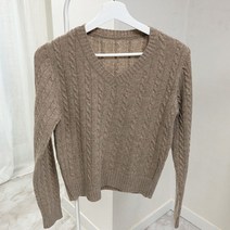 여성용 브이넥 케이블 니트