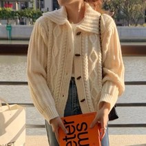 여자 도톰 꽈배기 니트 카라 떡볶이단추 가디건