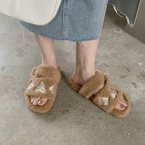 양털 뽀글이 버클 슬리퍼 샌들