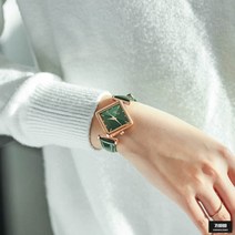 가바바 여성 시계 다이야 모양 네온 손목시계 G42937