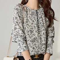 셔링꽃단추블라우스