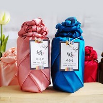 정민이네샵 (격자공단보자기) 전통보자기포장무료 국내산천일염 잡곡 꽃차 320ml 돌답례품 교회답례품 돌잔치선물 결혼답례품 보험판촉상품 소규모고급답례품 추석 명절선물세트, 1개, CJ제일제당 딸기슈가
