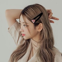 [수앤수]캔디 삼각 핸드메이드 벨벳 똑딱핀 (21H383)