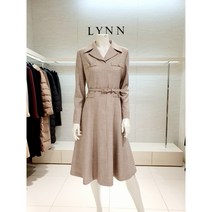 [린 LYNN] (L523) 포켓 버튼 벨티드 원피스 (LGOPLK9601MBE)