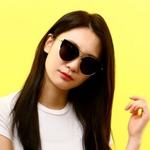 페니레인 여성추천 ANGELICA C1 블랙렌즈 캣츠아이 투브릿지 선글라스