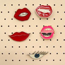 3D랩터 / 입술 눈동자 디자인 뱃지 시리즈 / 눈 입술 금속 레드 핑크 뺏지 배지 패치