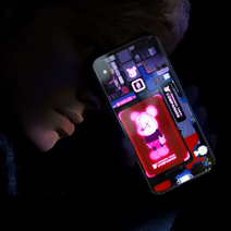 아이폰 14 아이폰14프로 특별한 반짝반짝 LED 램프 강화 글라스 베어 곰돌이 케이스 아이폰14플러스 아이폰14프로맥스