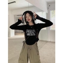 01 환승연애 지연 옷 티셔츠 패션 뉴진스 민지 제니 로제 사복 지구오락실 미미 안유진 스타일