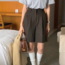 모직 버뮤다 핀턱 하프팬츠 여성 겨울반바지