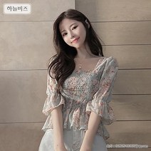 블라우스 허리를 여미고 날씬해 보이는 반팔 셔츠 러플 플라워 상의 뉴타임즈 C23 V990Q446
