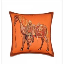1+1 북유럽쿠션 럭셔리 말 그림 H로고 수입 쿠션 커버