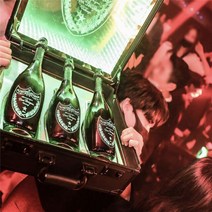 Maleta de champán DOM PERIGNON 파라 바 클럽 nocturnoCD, 01 green