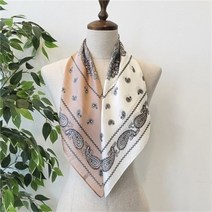 [애슬릿] 여성 반반 배색 페이즐리 무늬 실크 미니 스카프 (8411770)