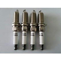오리지널 공통 저항 플래티넘 점화 플러그 볼보 S60 XC60 V60 XC90 S90 V90 용 자동차 부품 OEM 31673604, 한개옵션0