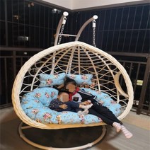 이마트트레이더스 행잉체어 라탄그네의자 둥지의자, S