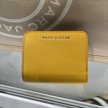 [미국직배송]빠른배송 MARC JACOBS Ladies Folded Wallet 마크제이콥스 여성 데일리 미니 컴팩트 월렛 반지갑 M0016993-700호환
