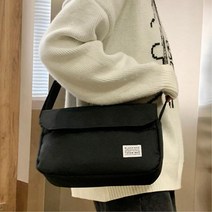 여자 블랙 자석 클로징 크로스백 학원가방 보조가방 대학생 편한가방