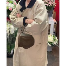 [이꾸띠] 이지빗리 여성 겨울 카라넥 무지 단추 포인트 2컬러 롱 코트