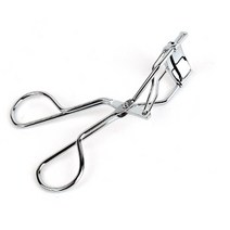 속눈썹 뷰러 볼륨감