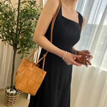 설세라 / 스퀘어넥 민소매 핀턱 플레어 롱원피스