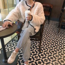 줄리엔느 여성 라인 배색 자켓