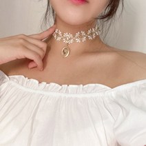 098 (다이노디자인) 레이스 까메오 리본 초커 목걸이