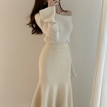 블링앤수 남심저격 여성 기본핏 오프숄더 니트 KZZ102