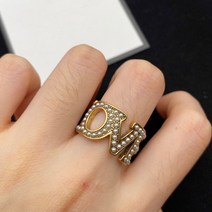 최신 브랜드 빈티지 진주 글자 반지 유럽 숙녀 넓은 얼굴 조정 파티 절묘한 럭셔리 주얼리 선물