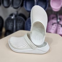 {한성몰}{정품}크록스_라이트라이드화이트_204592-1CV