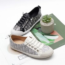 마스 여성 천연가죽 스니커즈 경량 큐빅 발편한 말랑 고무창 슬립온 운동화 단화 굽2cm