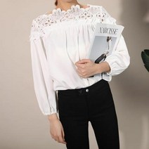 [KT알파쇼핑]F90401/어깨레이스 가슴셔링 블라우스/BL/브라우스