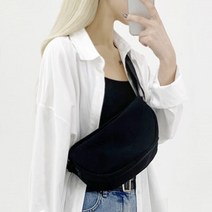 홍대언니 폴리 반달 캐주얼 크로스백 가방 BISA730