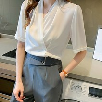 걸즈데이 시크 V넥 랩스타일 블라우스