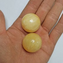 천연원석 수정구슬 홈 인테리어 천연 수석 자수정 호안석 흑요석 30mm 작은 숙녀 건강한 손 손가락 운동 어린이를위한 건강 마사지 공 39s 비가 오는 옥 느낌 단단한 석, 베이지