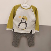 압소바 논현점 귀여운 실내외 상하복 도톰한 바지 얇은 기모 티셔츠