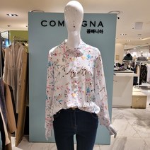 꼼빤니아 깔끔하고 단정한 디자인에 세련된 프린팅으로 유니크한 매력을 선사하고 부드러운 터치감으로 편하게 착용하기 좋은 ﻿***쉬폰 셔츠 블라우스***