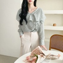 [바보사랑] 여자 언발 숄 주름 프릴 단추 브이넥 블라우스[옷자락]