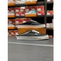 [국내매장상품] 반스 운동화 어센틱 뮬 BLACK/TRUE WHITE VN0A54F76BT