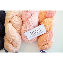 리오스 Rios / 말라브리고 Malabrigo / 100% 퓨어 메리노울 최상급 울사 핸드다잉얀, 695 PEACHY, 1개
