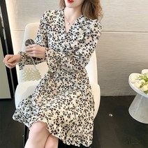 블링앤수 여성 러블리 브이넥 플라워 프릴 미니 원피스 KZZ673