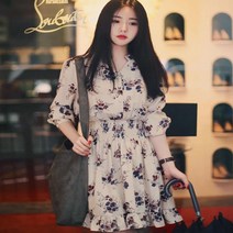 꽃무늬 패턴 셔링 포인트 슬림 여리여리 여성 원피스