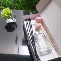 은빛 롱사각 120ml IU 디퓨저 선물세트 마미하우스, 08_롤리타렘피카향
