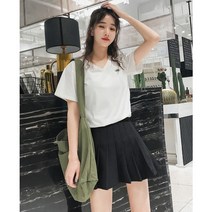 휴양지커플룩 커플시밀러룩 허니문 휴양지 바캉스 커플티 미니멀 브이넥 화이트 톱 스커트