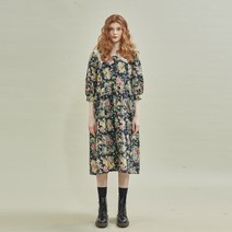 [마나비스세븐] 스퀘어 카라 플라워 드레스 블랙