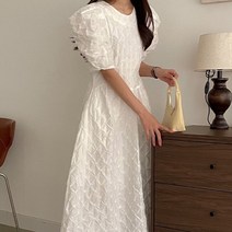 [랜덤플레이] 라운드넥 어깨 퍼프 기하학 퀄팅 롱원피스