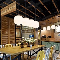 공펜던트조명 북유럽 스타일 모던한 LED 펜던트 램프 반투명 유리 볼 천장 샹들리에 침실 주방용 집 장, 01 Diameter 15cm