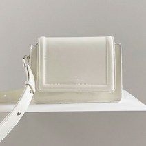 바이닐로 글로우 에나멜 스퀘어 여성 크로스백